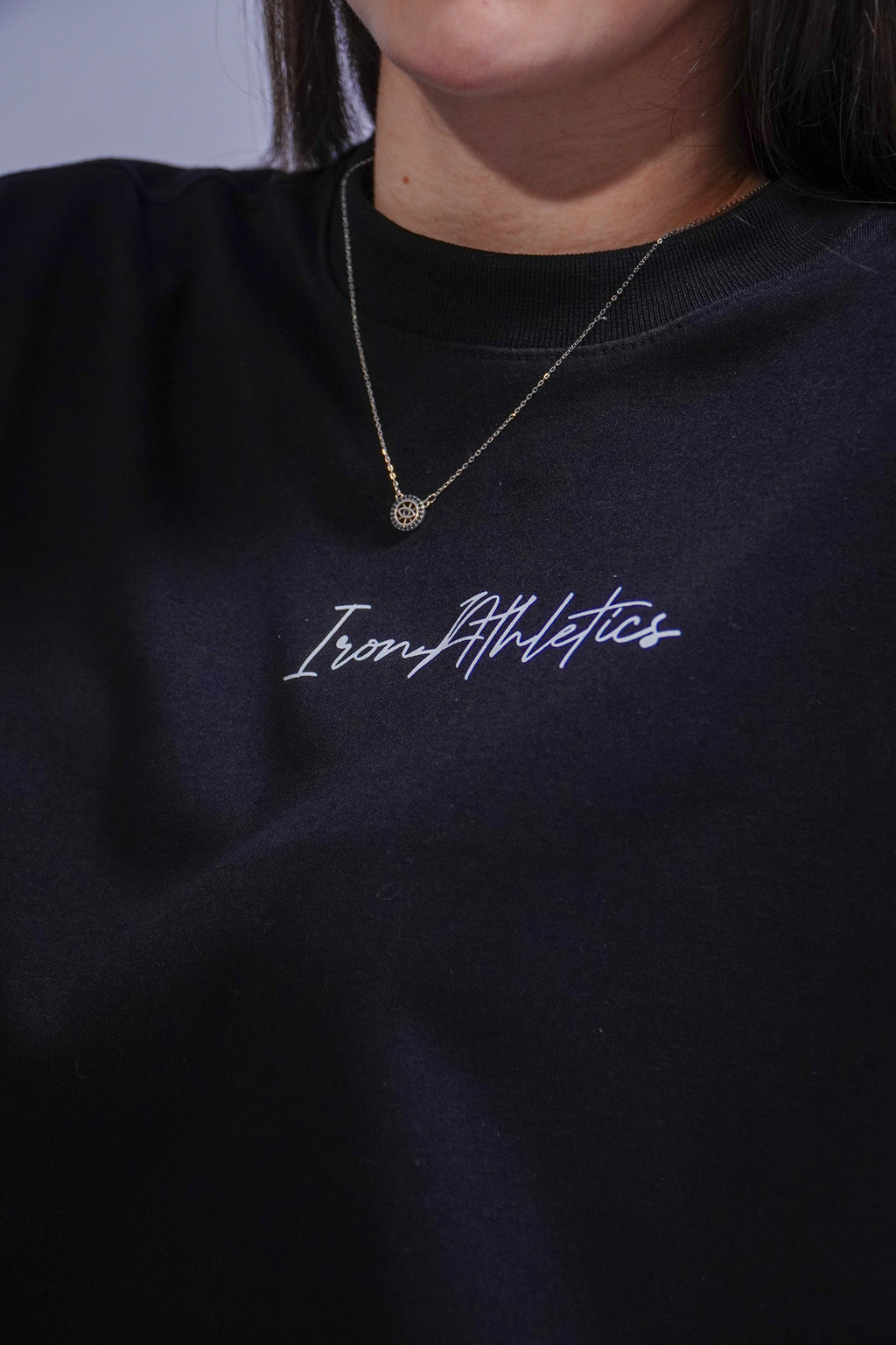 Cropped Iron Athletics Preto Oversized